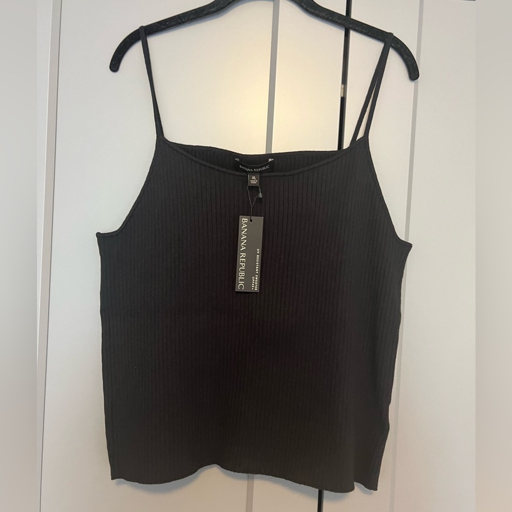 Nwt Banana Republic sweater tank size xl